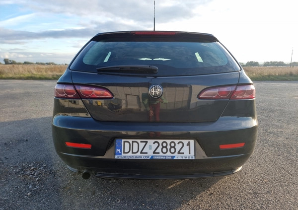 Alfa Romeo 159 cena 16900 przebieg: 201000, rok produkcji 2007 z Legnica małe 172